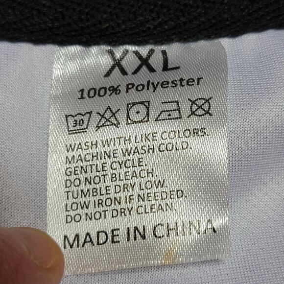 Mardi Gras Purple Unisex Tee Mask w/ Beads - Size XXL* - Picture 4 of 4